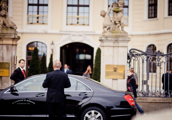 Exklusiver Chauffeur- und Limousinenservice Dresden Meißen Radebeul Sachsen Distrex